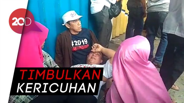 Massa Pro dan Tolak Deklarasi #2019GantiPresiden Bentrok