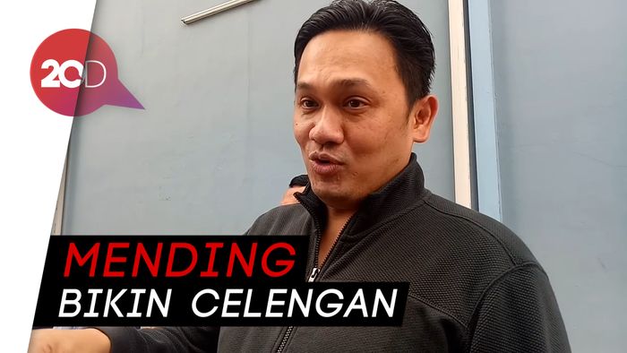 Komentar Farhat Abbas soal Ahmad Dhani Jual Rumah Demi Prabowo