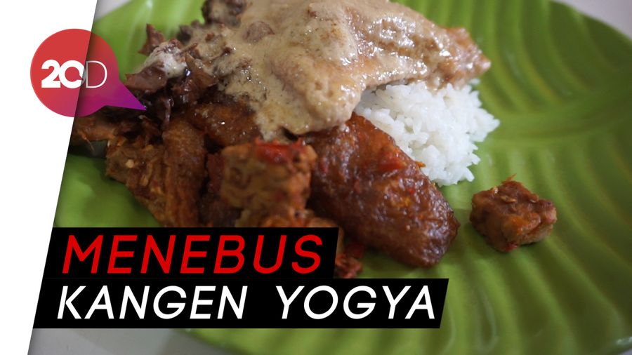 Seporsi Kenikmatan Gudeg Yogya di Pojokan Manggarai