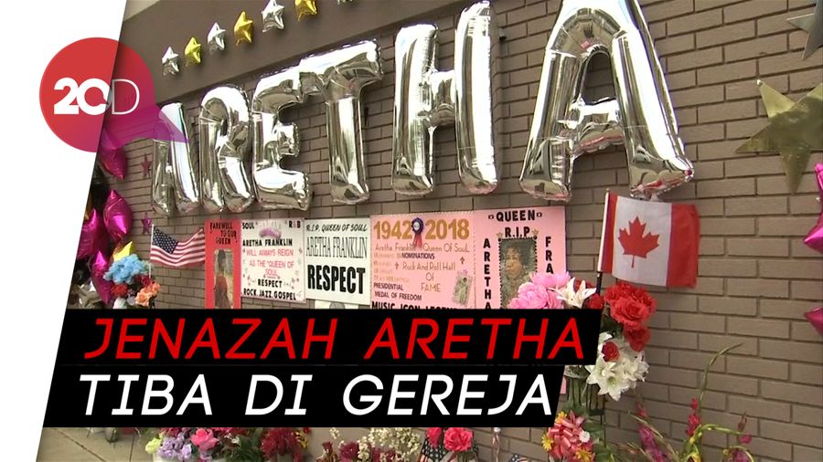 Fans Beri Penghormatan Terakhir untuk Aretha Franklin di Gereja