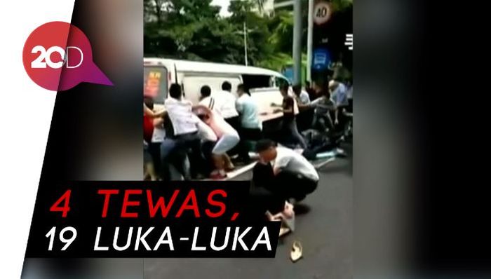 Rem Blong, Minibus Seruduk Puluhan Pejalan Kaki di China