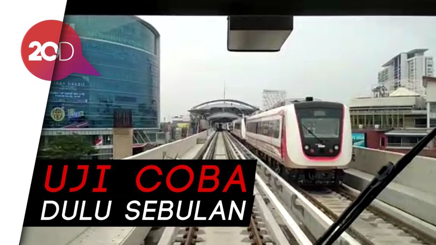 Menjajal LRT Jakarta yang Sebentar Lagi Beroperasi