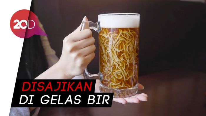 Unik! Bir Ramen yang Lagi Tren