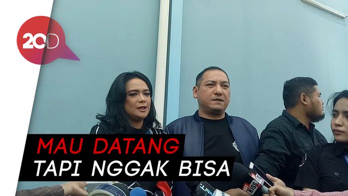 Berseteru dengan Suami, Shezy Idris Tak Hadiri Pemakaman Mertua
