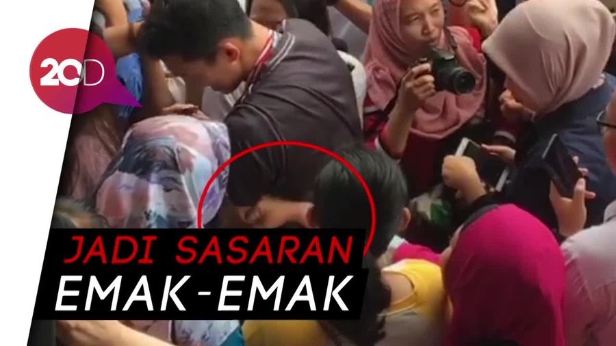 Hihi... Jojo Meringis Kesakitan Dicubit Emak-emak Gemas