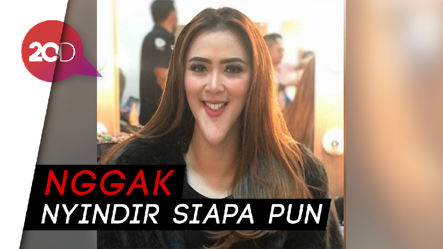 Tren Foto Dagu Lancip, Vega Darwanti Bantah Sindir Roy Kiyoshi