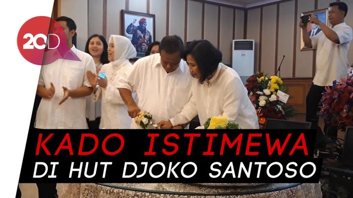 Hadiahi Keris ke Djoko Santoso, Prabowo: Tanda Seorang Kesatria
