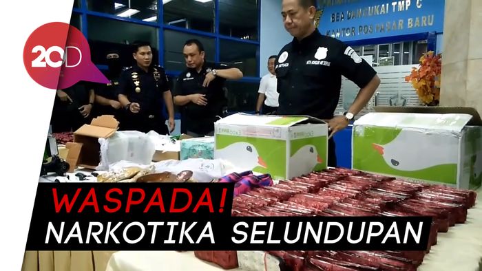 Pakai Sepatu dan Snack, Sabu dan Ribuan Ekstasi Ini Dikirim!