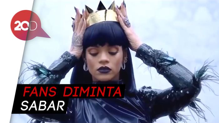 Dianggap Lebih Fokus di Luar Musik, Ini Jawaban Rihanna