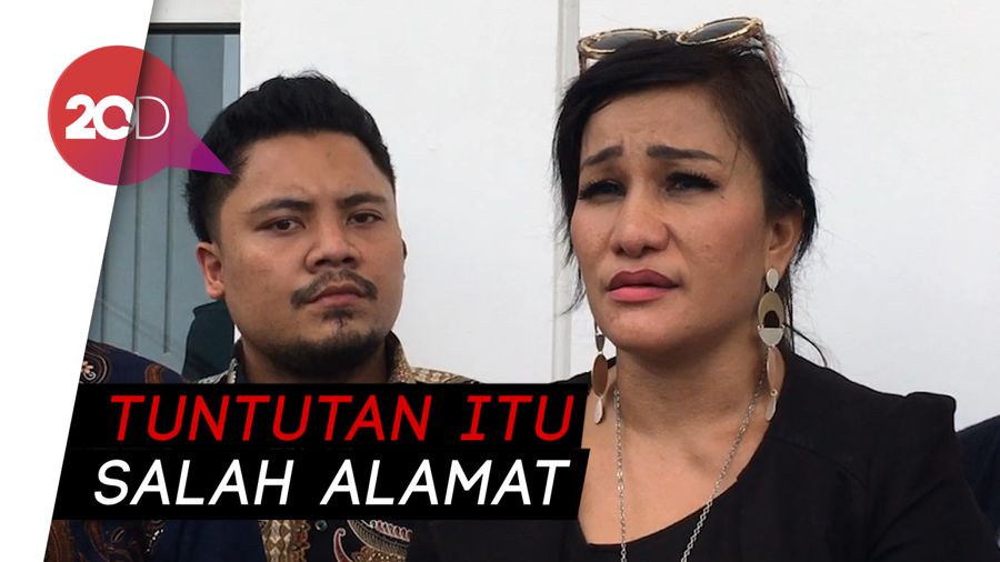 Elvy Sukaesih Sebut Masalah dengan Mega Makcik Sepele