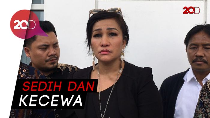 Elvy Sukaesih Tak Hadiri Sidang, Mega Makcik: Apa Sih Maunya?