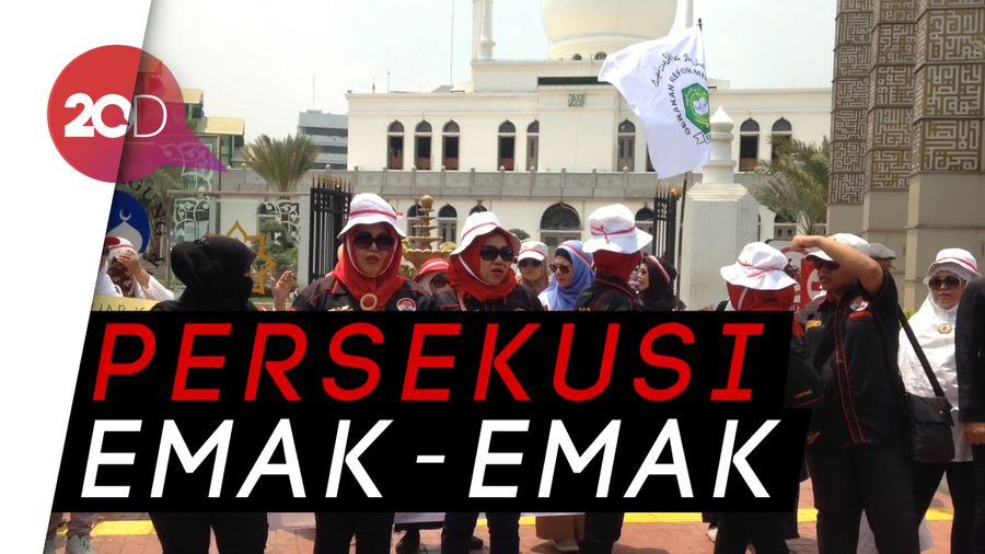 Emak-emak Minta Kapolri Usut Kasus Persekusi 2019GantiPresiden