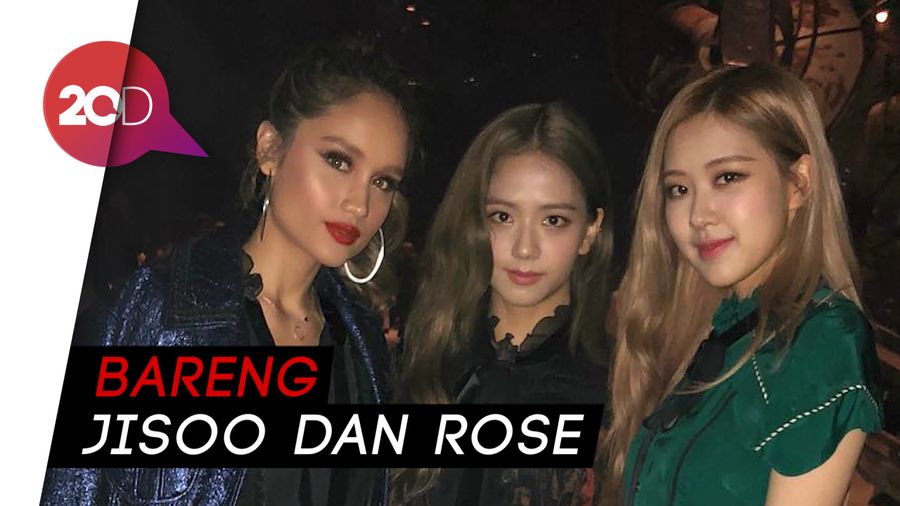 Foto Bareng Member BLACKPINK, Cinta Laura Bikin Netizen Iri