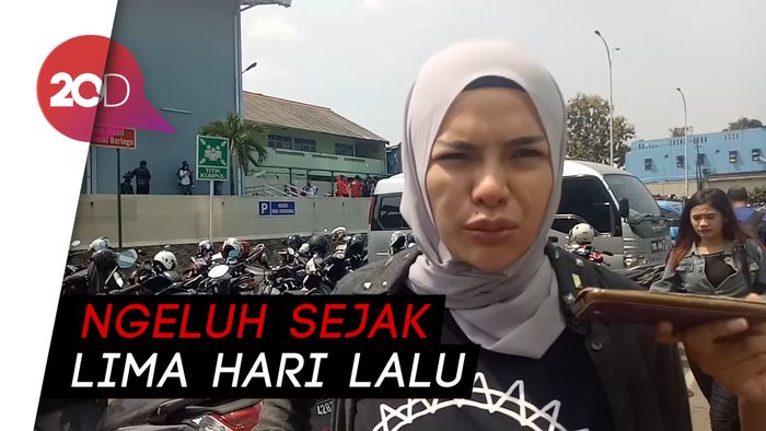 Sakit Lagi! Nikita Mirzani Jelaskan Penyakit Billy Syahputra