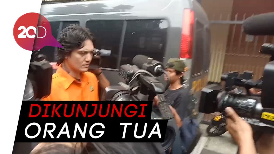 Pasca Penangkapan, Pihak Keluarga Sudah Kunjungi Ozzy Albar