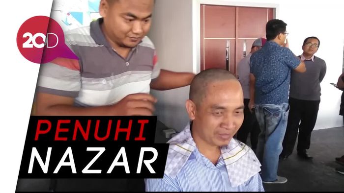 MA Cabut Aturan Taksi Online, Driver Gunduli Kepala