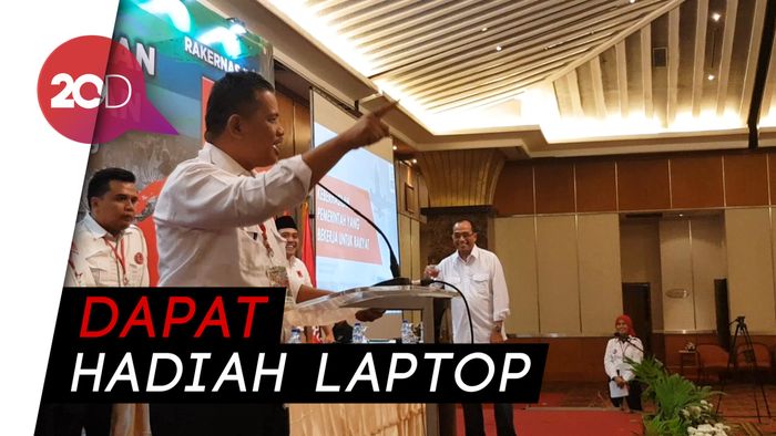 Budi Karya Adakan Lomba Orasi Mirip Menhub di Rakernas Projo