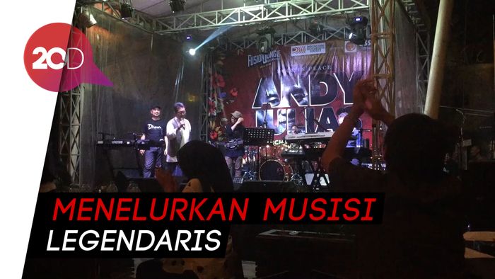 Mengenang Lagi Gank Pegangsaan, Band-nya Debby Nasution