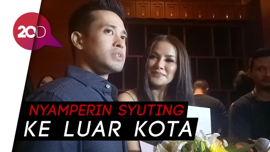 Manisnya Dukungan Suami untuk Olla Ramlan di Film Perdana