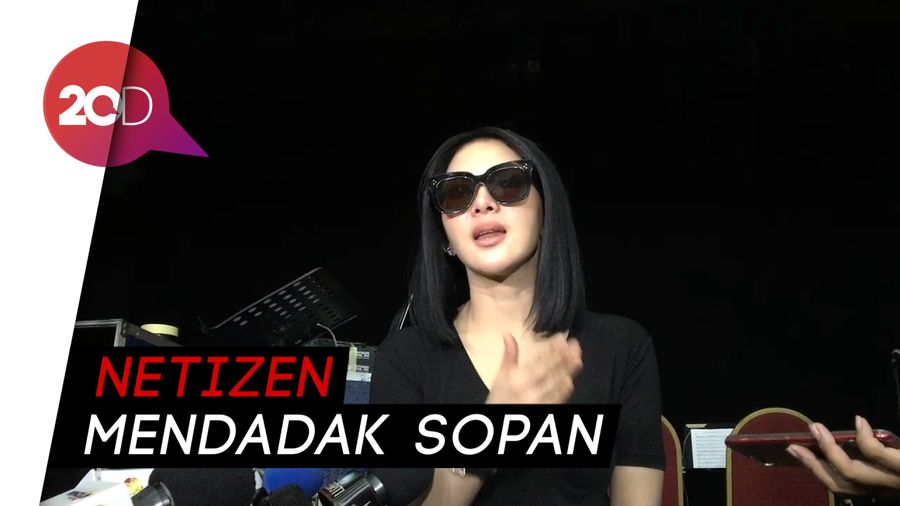 Syahrini Kecewa Lagu Netizen Julid Batal Dibuat