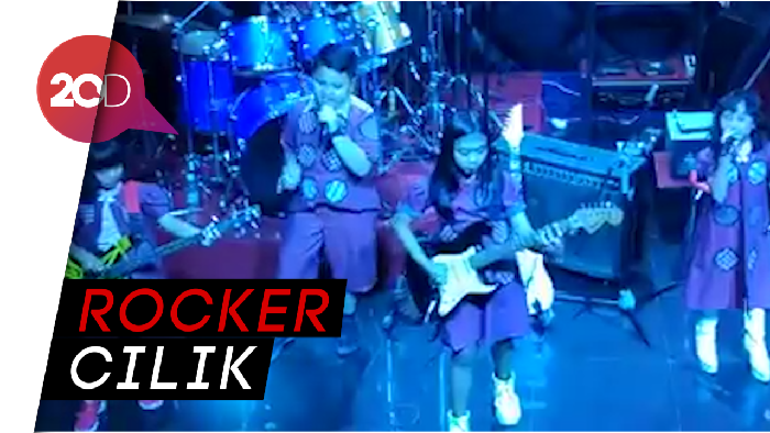 Bawakan Lagu Metallica, Anak-anak SD Ini Keren Banget!