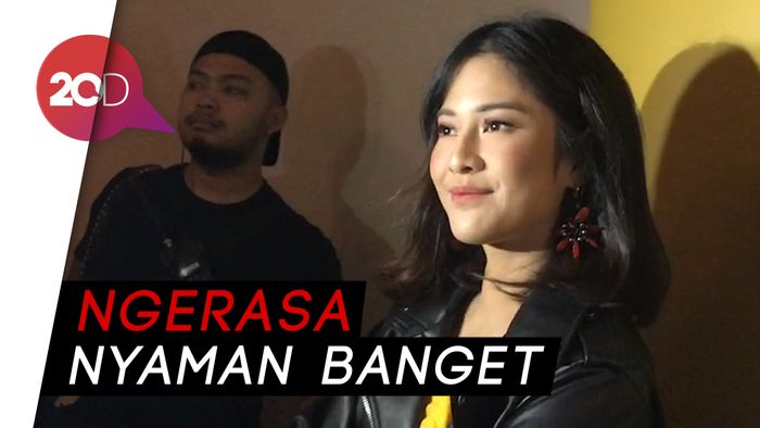 Perankan Sahabat Nicholas Saputra, Dian Sastro Excited Banget