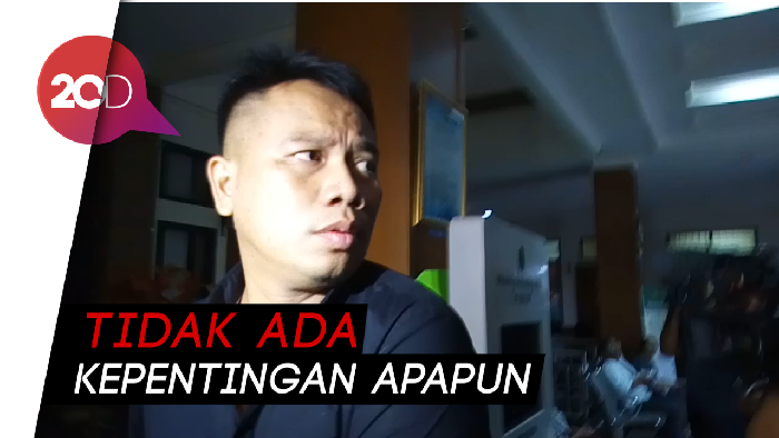 Vicky Prasetyo Bantah Pernikahannya dengan Angel Lelga Settingan