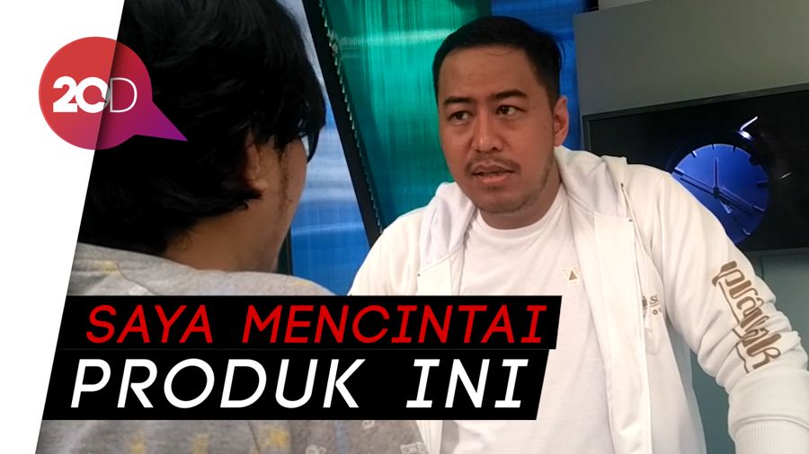 Cerita Pandji Pragiwaksono Bikin Jam Tangan Model Batik