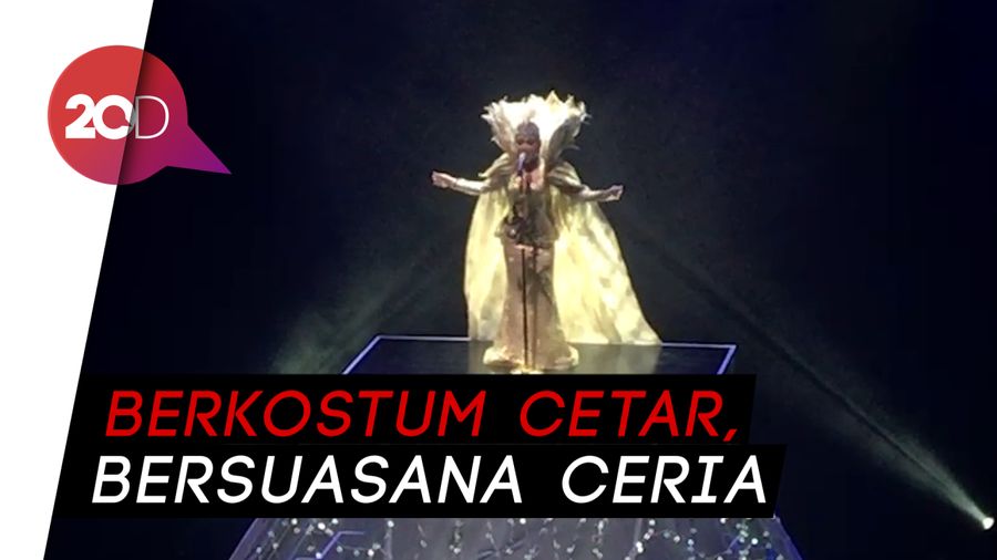 Deretan Kejutan di Konser Journey of Syahrini yang Mewah