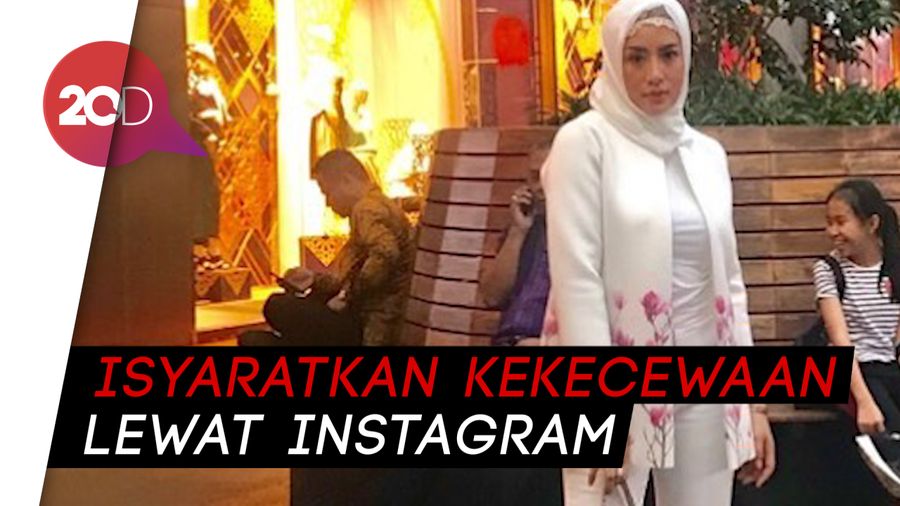 Shinta Bachir Batal Nikah?