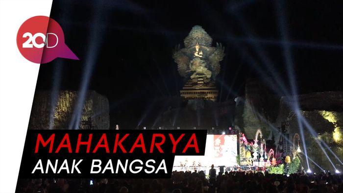 Berhias Kembang Api, Jokowi Resmikan Patung Garuda Wisnu Kencana