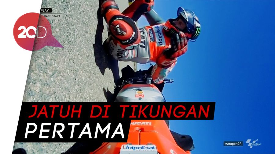 Detik-detik Lorenzo Terpental dan Mencium Aspal di GP Aragon