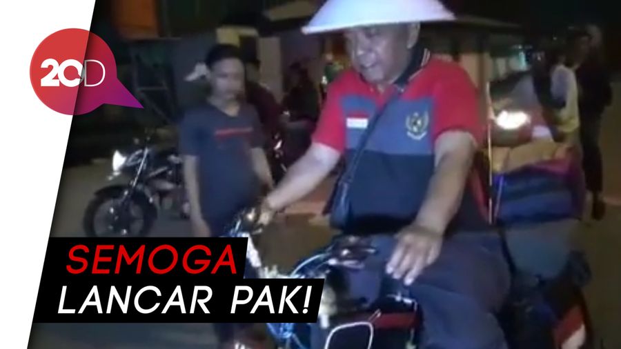 Sepedahan Cilincing-Makkah, Demi Menunaikan Ibadah Haji 