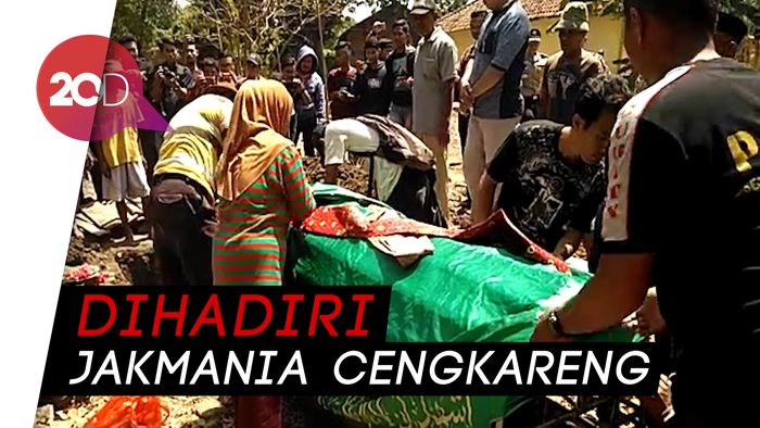 Suasana Haru Iringi Pemakaman Haringga 