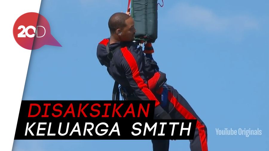 Ulang Tahun ke-50, Will Smith Rayakan dengan Heli-Jumping