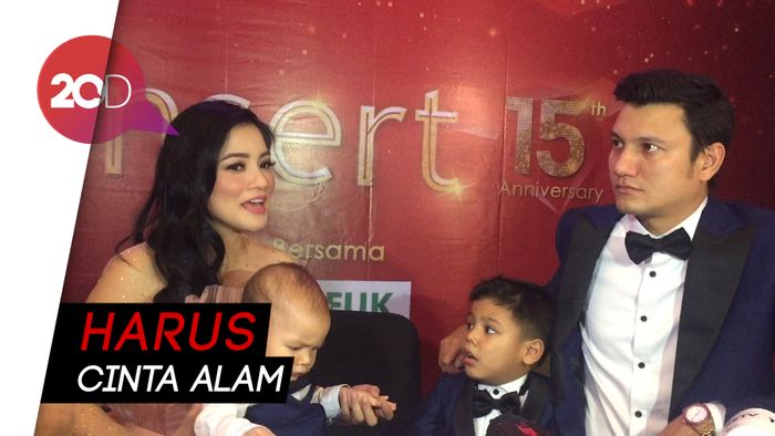 Christian Sugiono Terapkan Prinsip Ini Pada Anak-anaknya