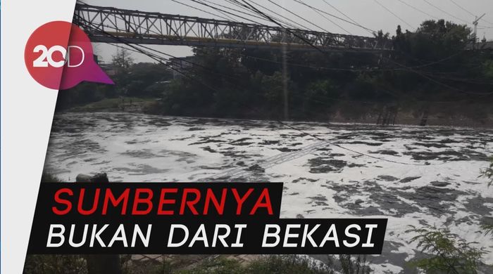 Kali Bekasi Berbusa dan Bau, Dinas LH: Sumbernya di Cileungsi