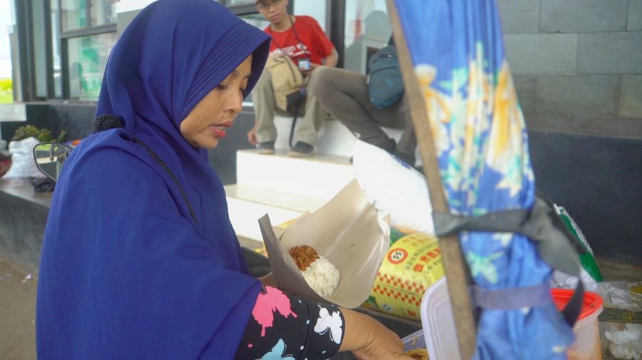 Kisah Siti Pedagang Starling di Perbatasan Indonesia-PNG