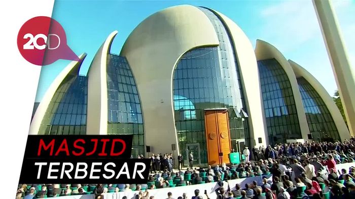 Erdogan Resmikan Masjid di Jerman