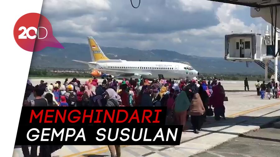 Warga Berbondong-bondong Keluar dari Palu