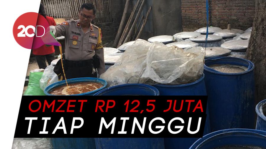 Berkedok Pabrik Pupuk Cair, Home Industry Arak Digerebek!