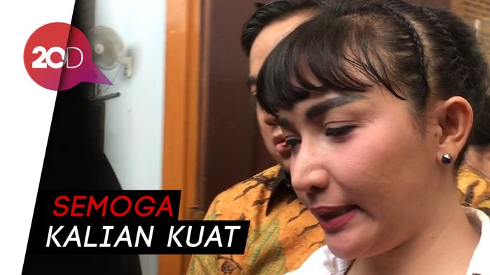 Doa Roro Fitria untuk Korban Tsunami Palu dan Donggala