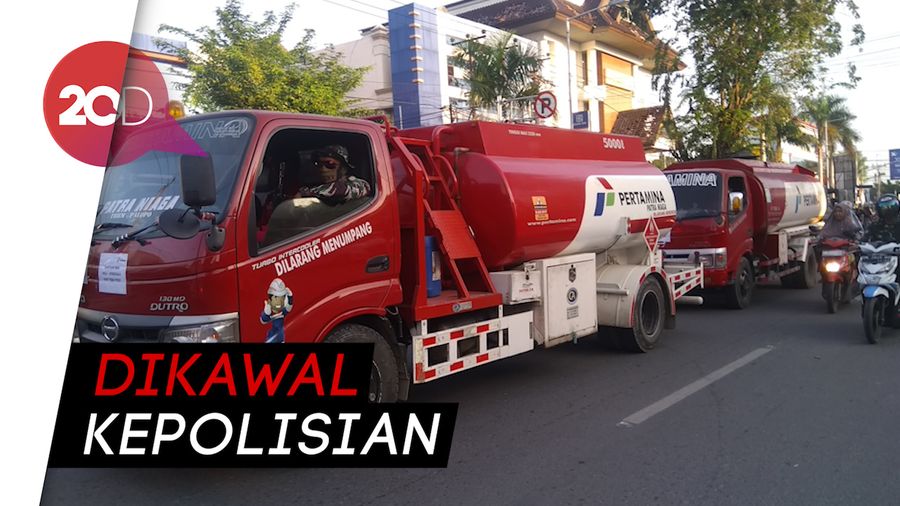 Hore! Iring-iringan Pengangkut BBM Tiba di Kota Palu