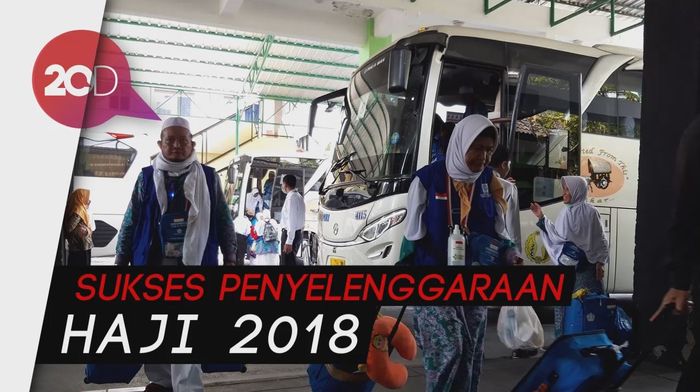 Menag Beri Penghargaan untuk Dubes Saudi, Imigrasi, dan AP II