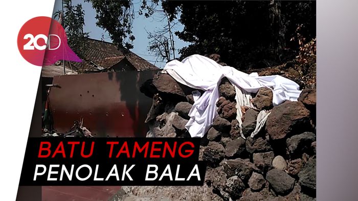 Kisah Batu Penolak Bala di Makam Sunan Gunung Jati Cirebon
