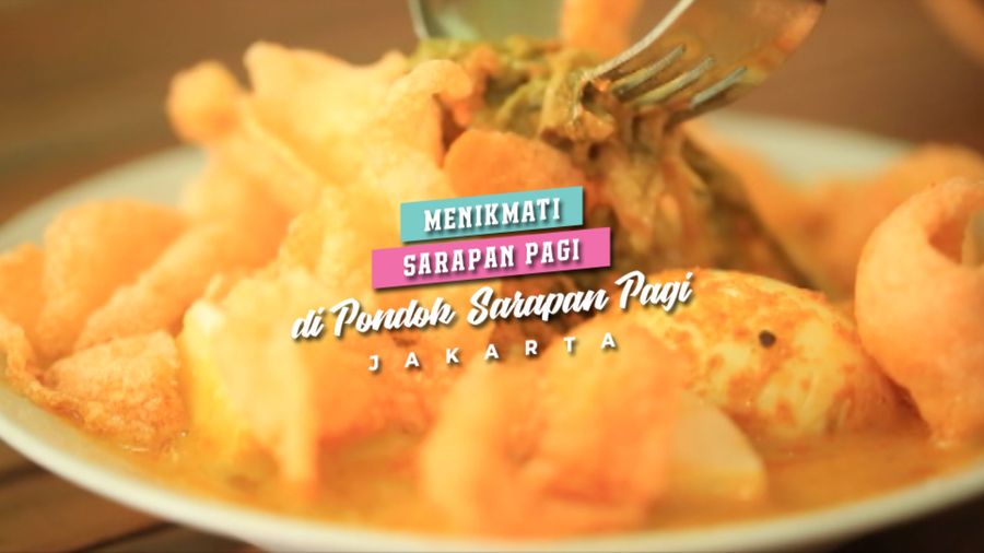 Menikmati Sarapan Pagi dengan Menu Ketupat Sayur dan Bubur Kampiun