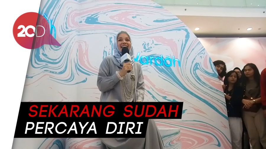 Dewi Sandra Sempat Tak Percaya Diri Tampil Tanpa Make-up