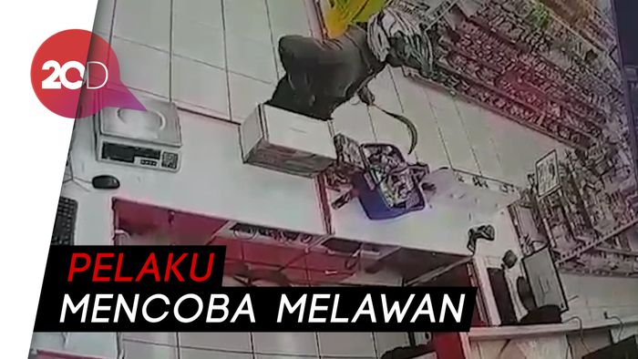 Dor! Polisi Tembak Kiting yang Rampok 212 Mart di Tangerang
