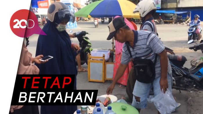 Mereka yang Setia Meski Kerap Diguncang Gempa