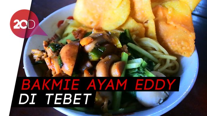 Mencicipi Mie Ayam Jamur Legendaris di Tebet